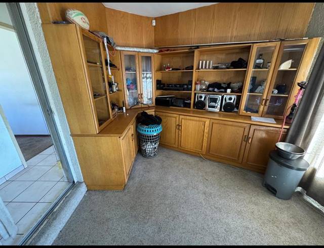 3 BEDROOM HOUSE FOR SALE IN EDLEEN EXT 03